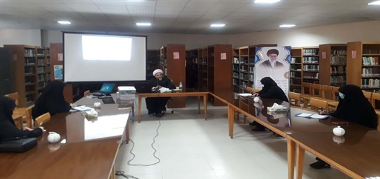 موانع و چالش‌های خانواده محوری در نظام حقوقی ایران، بررسی شد