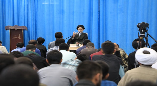 تأکید نماینده ولی‌فقیه در خراسان جنوبی بر ضرورت تربیت علمای جامع در تراز جهانی