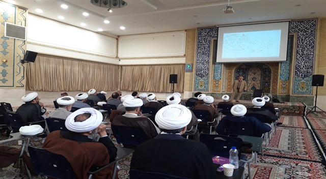 گزارش تصویری | چهاردهمین دوره توانمندسازی مدارس و مراکز تخصصی حوزه علمیه خراسان