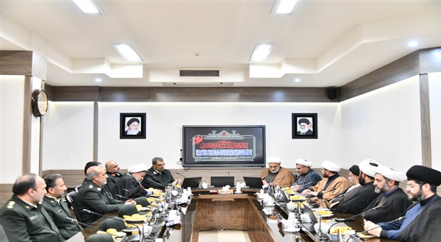 گزارش تصویری | دیدار فرمانده انتظامی خراسان رضوی و رئیس سازمان وظیفه عمومی فراجا با مدیر حوزه علمیه خراسان