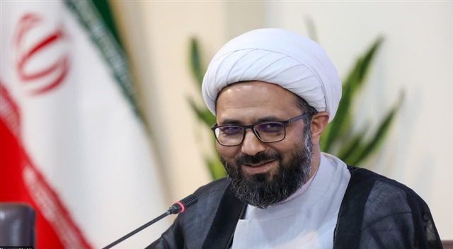 هزار نسخه خطی و چاپ سنگی مدارس علمیه خراسان به دفتر اسناد و تراث سپرده شد