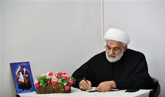 مدیر حوزه علمیه خراسان درگذشت همشیره تولیت آستان قدس رضوی را تسلیت گفت