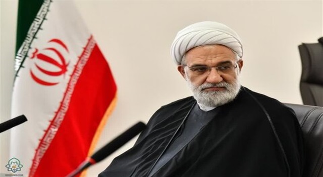 ظرفیت نخبگانی حوزه علمیه خراسان در تصمیم گیری‌های کشور مدنظر باشد