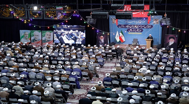 کلیپ |  اجلاس سراسری مدیران و کادر مدارس حوزه علمیه خراسان