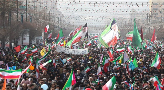 گزارش تصویری | راهپیمایی پرشکوه ۲۲ بهمن در مشهد