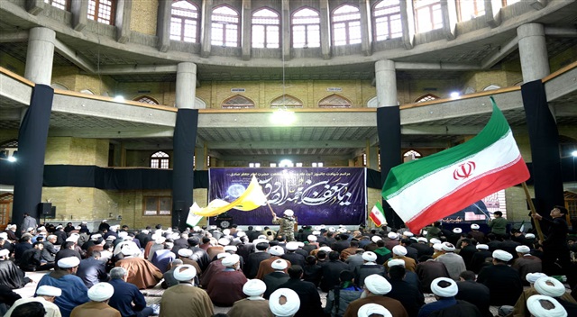 کلیپ | مراسم سالروز شهادت امام صادق(علیه‌السلام) و اربعین شهادت قائد امت حضرت آیت‌الله العظمی خامنه‌ای(ره)