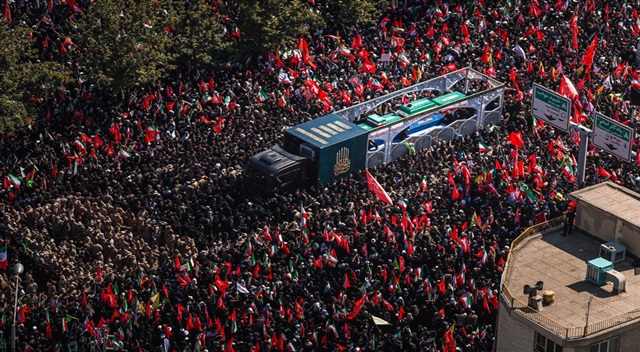 گزارش تصویری ۱ | تشییع پیکر مطهر رهبر شهید انقلاب در تهران