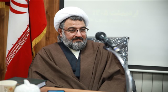 ارتباط با خدا، استقامت و شهادت، سه عامل عزت و محبوبیت «قائد شهید» است/ رمز عزت انقلاب، تبعیت از ولایت و حفظ وحدت است