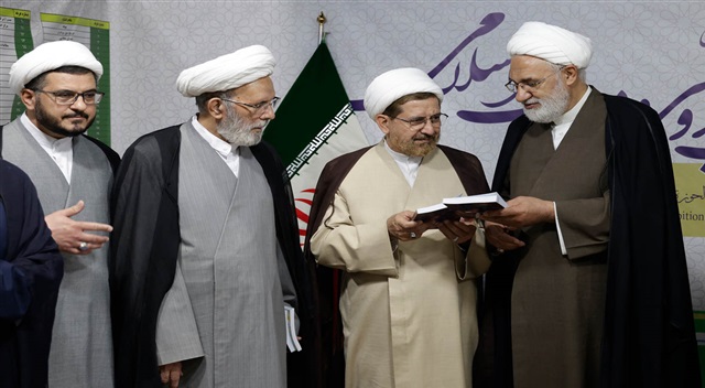 کلیپ | یازدهمین نمایشگاه تخصصی کتب حوزوی و معارف اسلامی در مشهد افتتاح شد