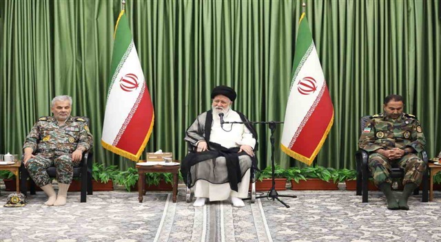 تجربه دفاع مقدس چراغ راه رزمندگان در جنگ امروز است/ درایت مقام معظم رهبری، میدان و دیپلماسی را در مسیر واحد قرار داده است