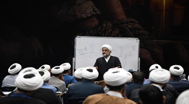 گزارش تصویری |  برگزاری دوره توانمندسازی مسئولان و کارشناسان علمی مدارس علمیه خراسان رضوی