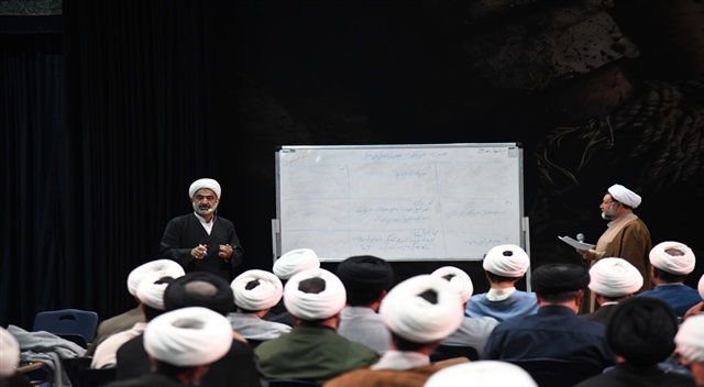 گزارش تصویری | برگزاری دوره توانمندسازی مسئولان و کارشناسان علمی مدارس علمیه خراسان رضوی